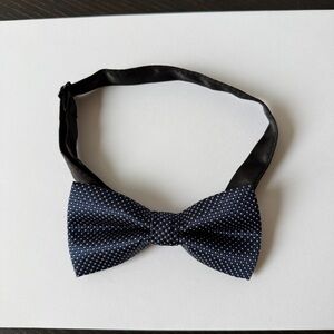 Classic Mini Dotted Bow Tie